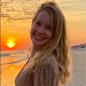 Meet your Posher, Anna grace